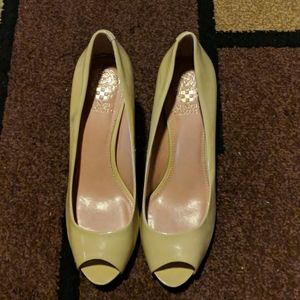 Vince Camuto nude pumps